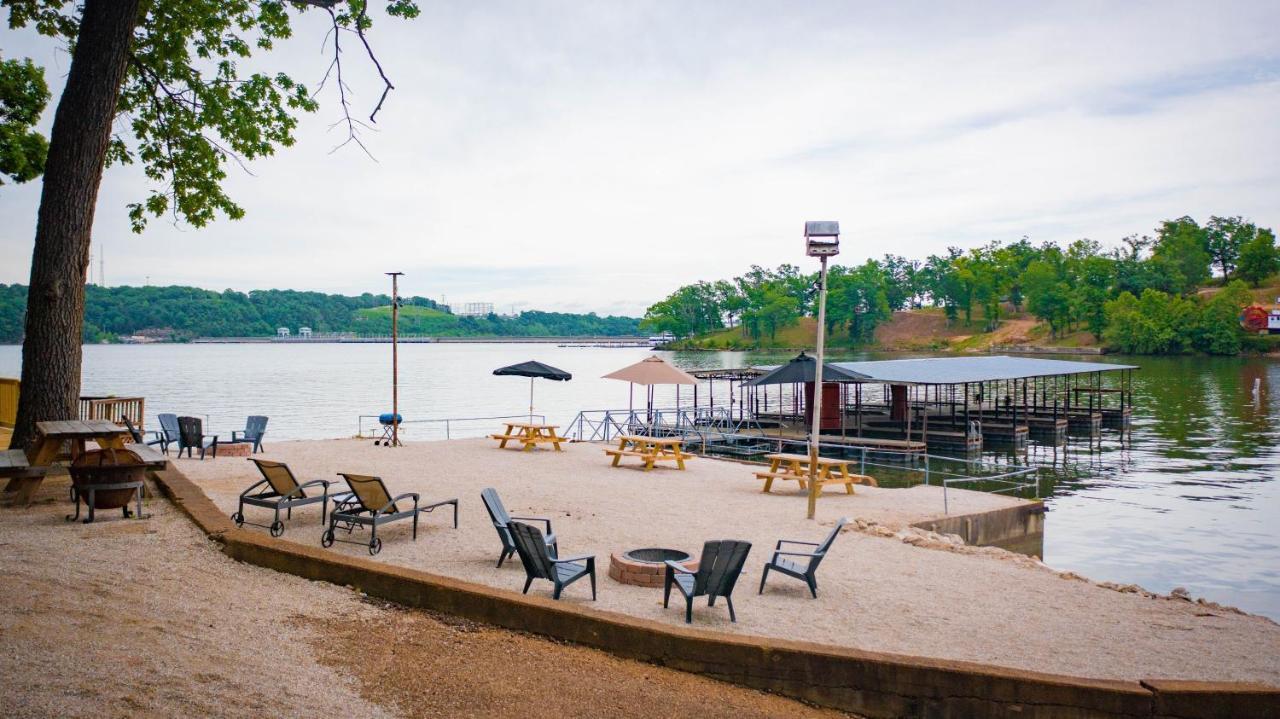 Lakeshore Fishing Cabins #4 레이크오자크 외부 사진